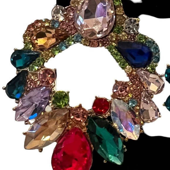 New Eye Candy Statement Multi-Color Earrings - Picture 3 of 4